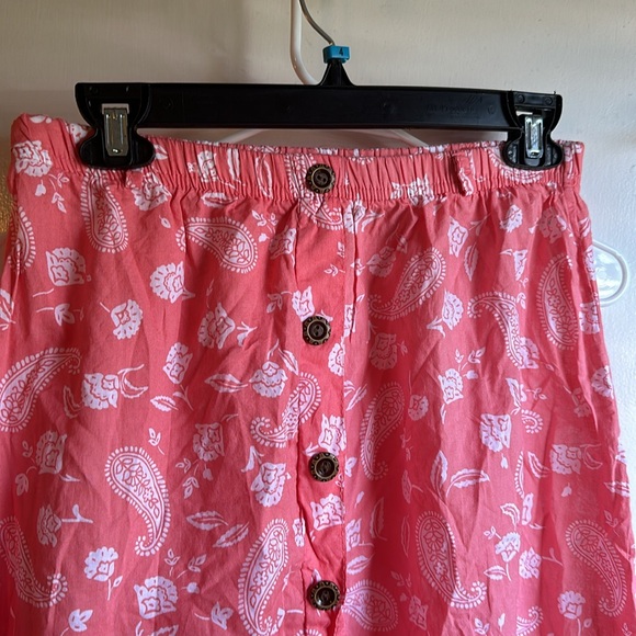 Ninety nine peach floral pattern skirt - Picture 2 of 8